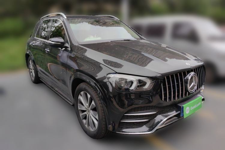 Used Mercedes-Benz GLE 2022 Facelifted GLE 350 4MATIC Fashion Edition Front Right 45 Deg