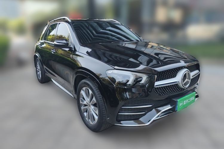Used Mercedes-Benz GLE 2022 GLE 350 4MATIC Stylish Model Front Right 45 Deg