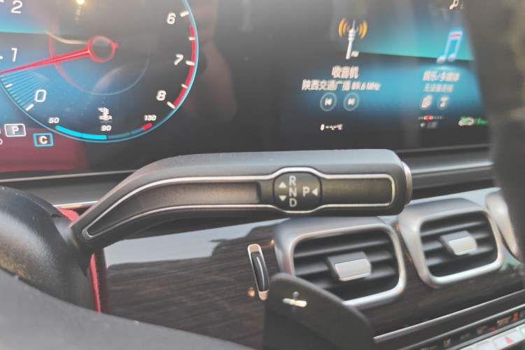 Used Mercedes-Benz GLE 2022 Facelifted GLE 350 4MATIC Fashion Edition Gear Lever