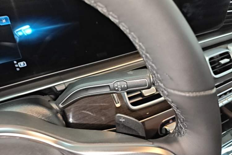 Used Mercedes-Benz GLE 2022 Facelifted GLE 350 4MATIC Fashion Edition Gear Lever