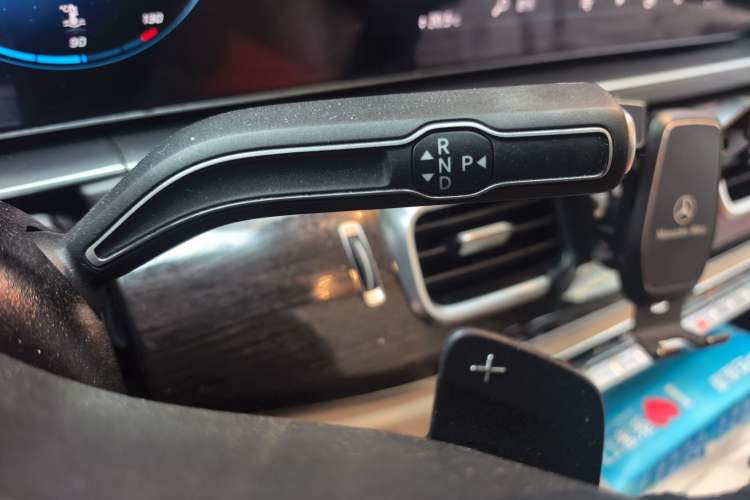 Used Mercedes-Benz GLE 2022 Facelifted GLE 350 4MATIC Fashion Edition Gear Lever