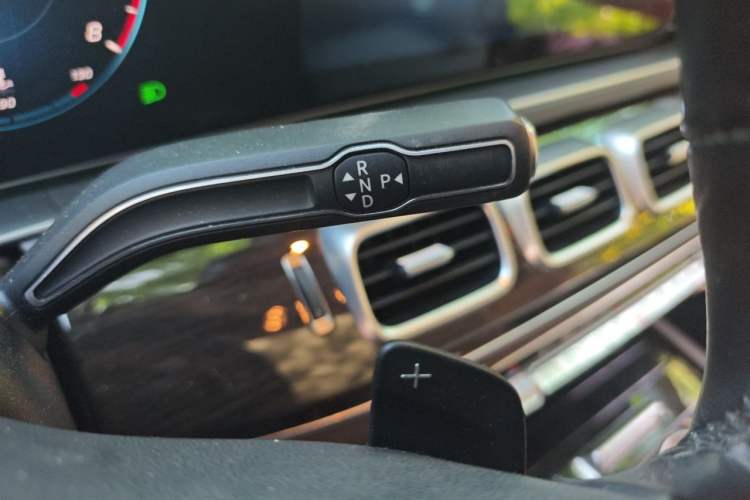 Used Mercedes-Benz GLE 2022 Facelifted GLE 350 4MATIC Fashion Edition Gear Lever