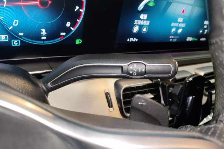 Used Mercedes-Benz GLE 2022 Refreshed GLE 350 4MATIC Dynamic Edition Gear Lever