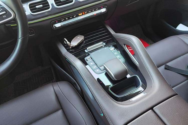 Used Mercedes-Benz GLE 2022 Facelifted GLE 350 4MATIC Fashion Edition Gear Lever