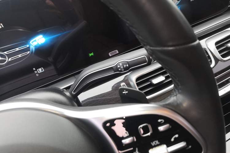 Used Mercedes-Benz GLE 2022 Facelifted GLE 350 4MATIC Fashion Edition Gear Lever