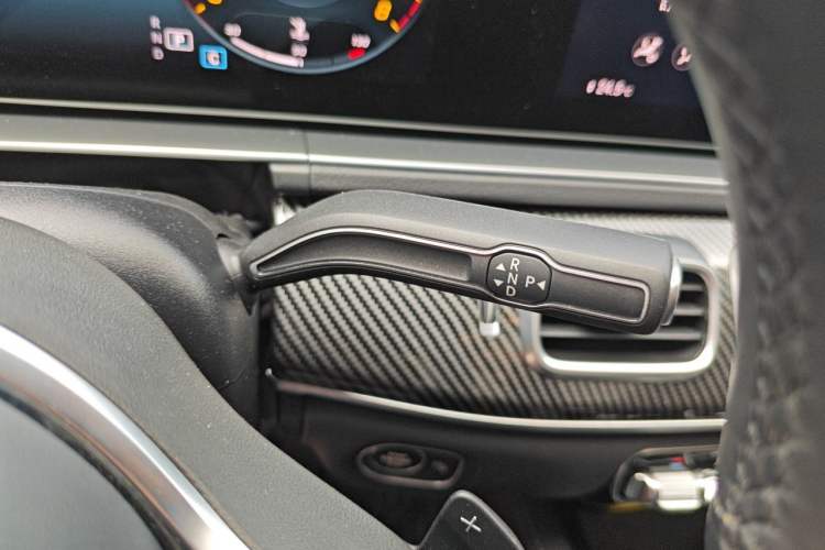 Used Mercedes-Benz GLE 2022 Restyled GLE 350 4MATIC Coupe SUV Fashion Version Gear Lever