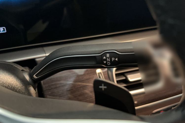 Used Mercedes-Benz GLE 2022 Facelifted GLE 350 4MATIC Fashion Edition Gear Lever