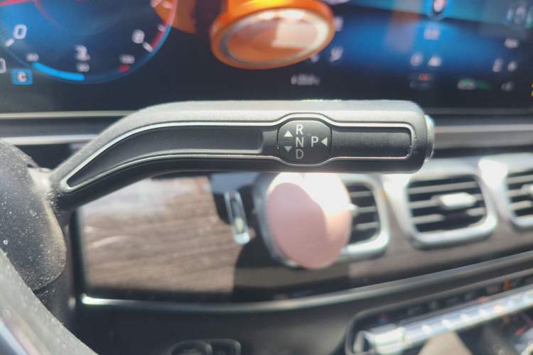 Used Mercedes-Benz GLE 2022 GLE 350 4MATIC Stylish Model Gear Lever