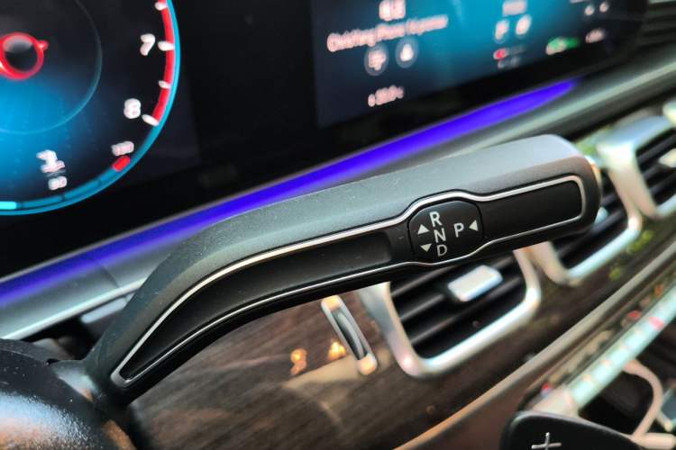 Used Mercedes-Benz GLE 2022 Facelifted GLE 350 4MATIC Fashion Edition Gear Lever