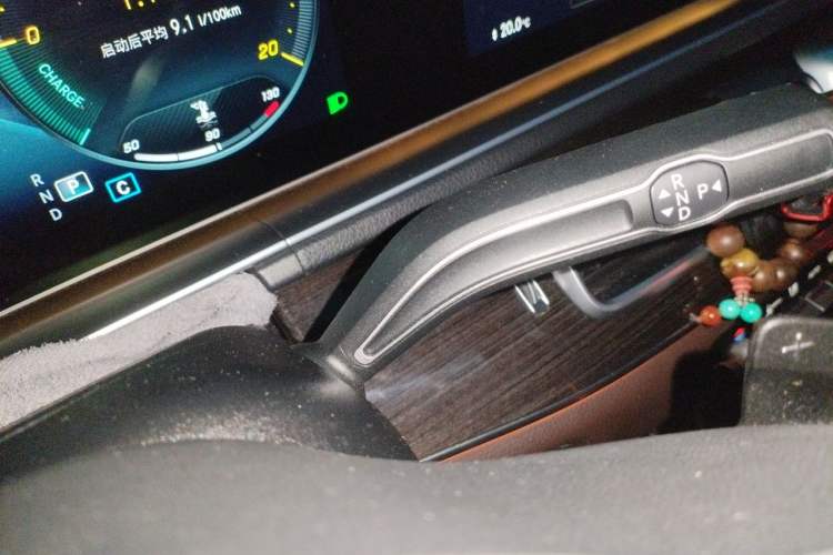 Used Mercedes-Benz GLE 2022 Facelifted GLE 350 4MATIC Fashion Edition Gear Lever