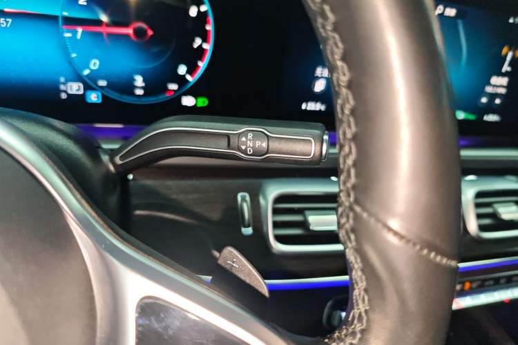 Used Mercedes-Benz GLE 2022 GLE 350 4MATIC Stylish Model Gear Lever