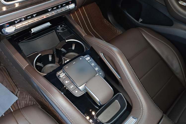 Used Mercedes-Benz GLE 2022 Facelifted GLE 350 4MATIC Fashion Edition Gear Lever