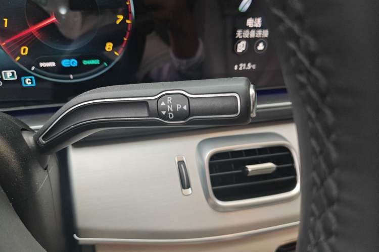 Used Mercedes-Benz GLE 2022 Refreshed GLE 450 4MATIC Stylish Edition Gear Lever