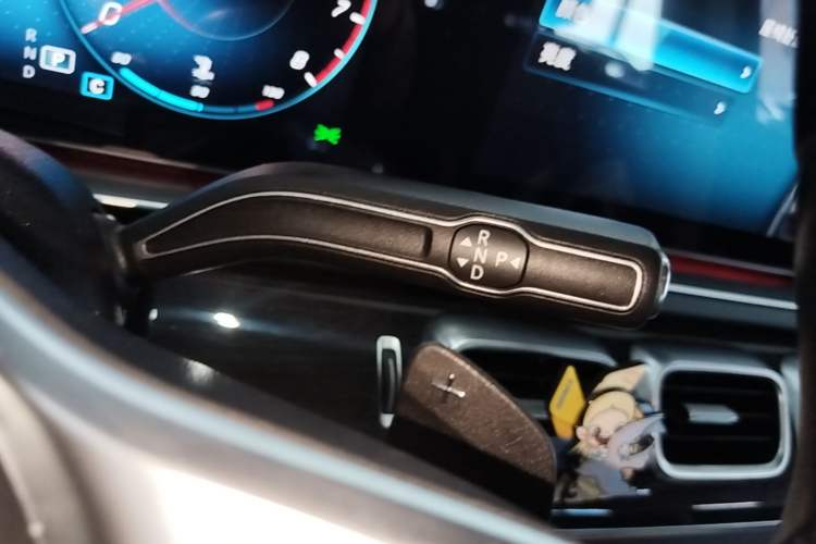 Used Mercedes-Benz GLE 2022 GLE 350 4MATIC Dynamic Edition Gear Lever