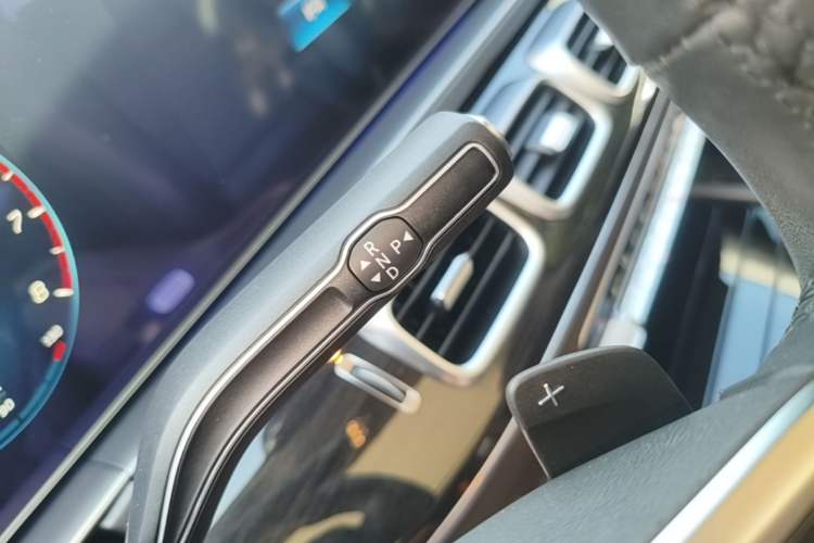 Used Mercedes-Benz GLE 2022 GLE 350 4MATIC Dynamic Edition Gear Lever