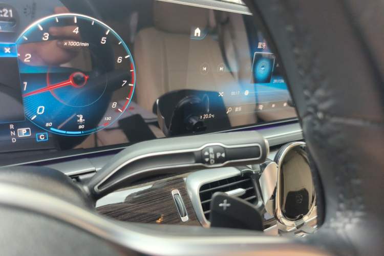 Used Mercedes-Benz GLE 2022 Facelifted GLE 350 4MATIC Fashion Edition Gear Lever