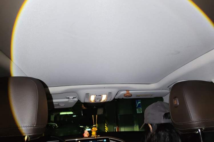Used Mercedes-Benz GLE 2022 GLE 350 4MATIC Stylish Model Headliner