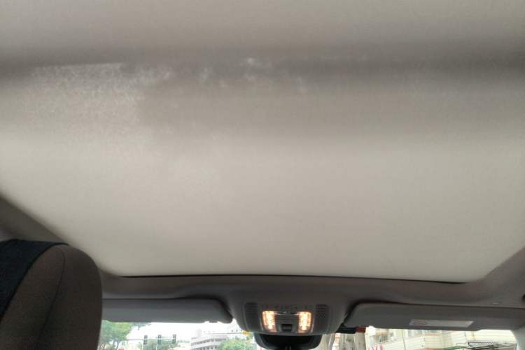 Used Mercedes-Benz GLE 2022 Facelifted GLE 350 4MATIC Fashion Edition Headliner
