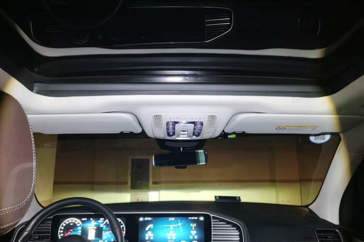 Used Mercedes-Benz GLE 2022 GLE 350 4MATIC Stylish Model Headliner