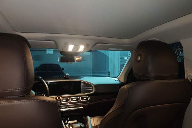 Used Mercedes-Benz GLE 2022 Facelifted GLE 350 4MATIC Fashion Edition Headliner