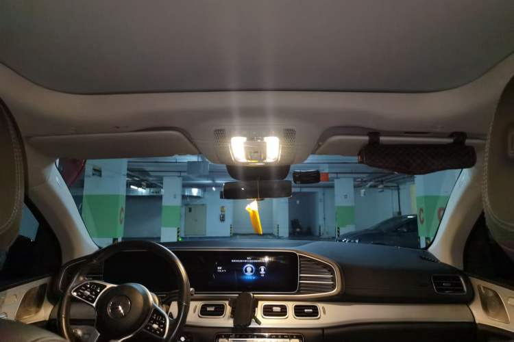 Used Mercedes-Benz GLE 2022 Facelifted GLE 350 4MATIC Fashion Edition Headliner
