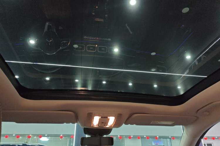 Used Mercedes-Benz GLE 2022 Facelifted GLE 350 4MATIC Fashion Edition Headliner