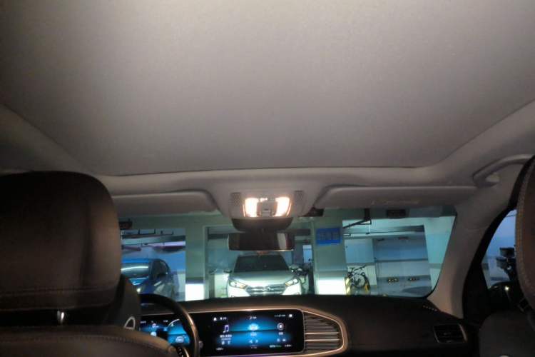 Used Mercedes-Benz GLE 2022 GLE 350 4MATIC Stylish Model Headliner
