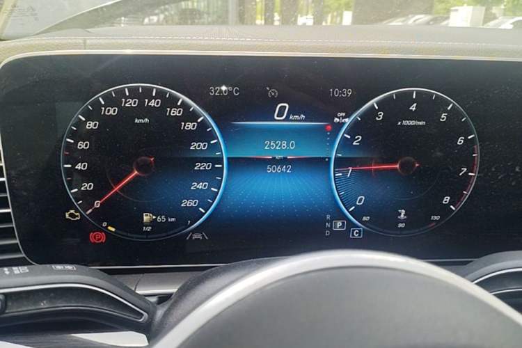 Used Mercedes-Benz GLE 2022 GLE 350 4MATIC Stylish Model Instrument Cluster
