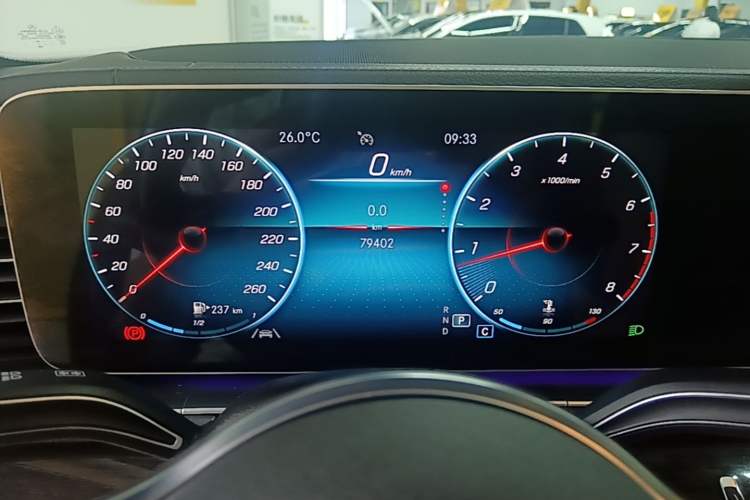 Used Mercedes-Benz GLE 2022 Facelifted GLE 350 4MATIC Fashion Edition Instrument Cluster