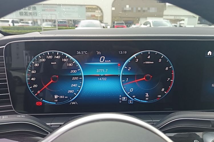 Used Mercedes-Benz GLE 2022 GLE 350 4MATIC Stylish Model Instrument Cluster