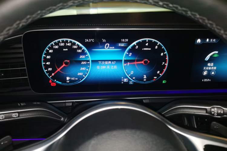 Used Mercedes-Benz GLE 2022 GLE 350 4MATIC Stylish Model Instrument Cluster