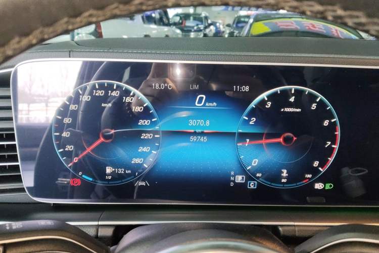 Used Mercedes-Benz GLE 2022 Refreshed GLE 350 4MATIC Dynamic Edition Instrument Cluster