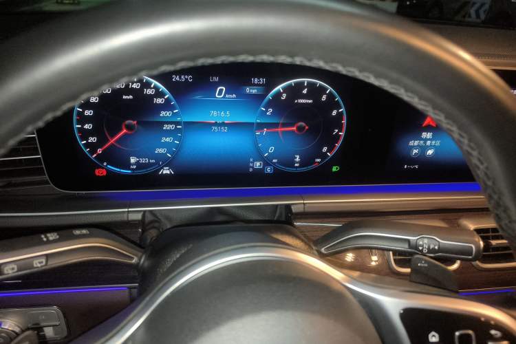 Used Mercedes-Benz GLE 2022 GLE 350 4MATIC Stylish Model Instrument Cluster