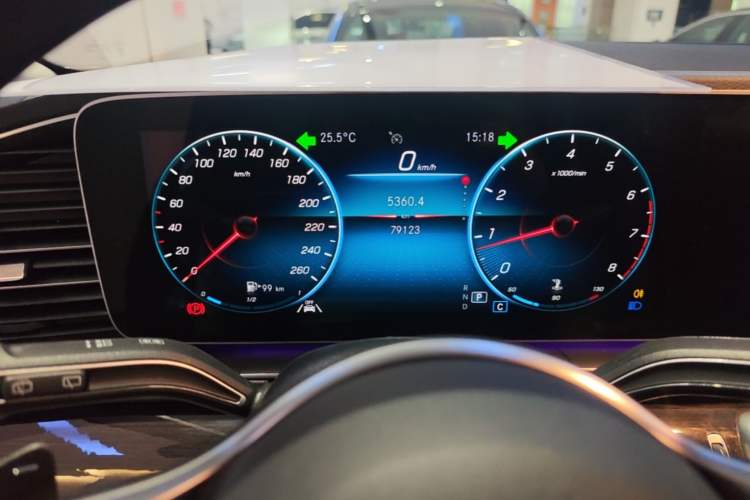 Used Mercedes-Benz GLE 2022 GLE 350 4MATIC Stylish Model Instrument Cluster