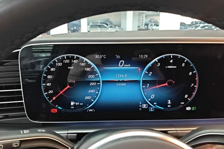 Used Mercedes-Benz GLE 2022 Facelifted GLE 350 4MATIC Fashion Edition Instrument Cluster