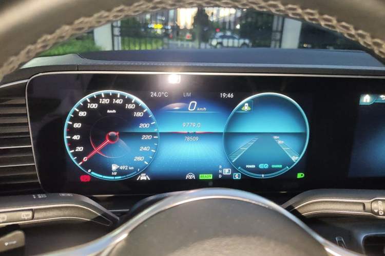 Used Mercedes-Benz GLE 2022 Refreshed GLE 450 4MATIC Luxury Edition Instrument Cluster