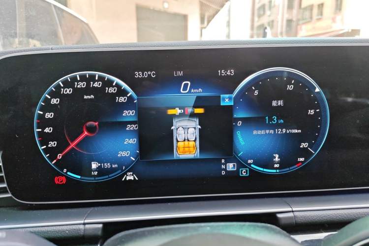 Used Mercedes-Benz GLE 2022 GLE 350 4MATIC Stylish Model Instrument Cluster