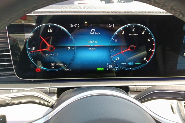 Used Mercedes-Benz GLE 2022 GLE 450 4MATIC Stylish Model Instrument Cluster