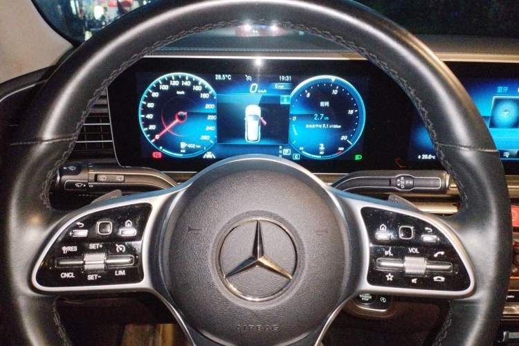Used Mercedes-Benz GLE 2022 Facelifted GLE 350 4MATIC Fashion Edition Instrument Cluster