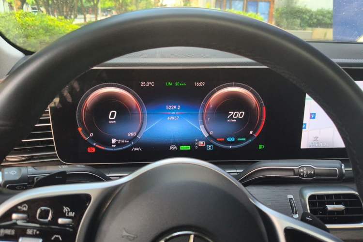 Used Mercedes-Benz GLE 2022 GLE 450 4MATIC Luxury Model Instrument Cluster