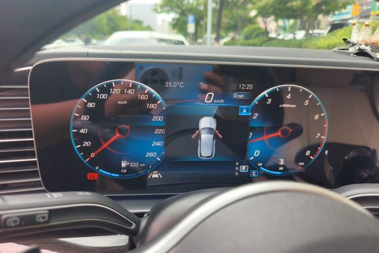 Used Mercedes-Benz GLE 2022 Facelifted GLE 350 4MATIC Fashion Edition Instrument Cluster