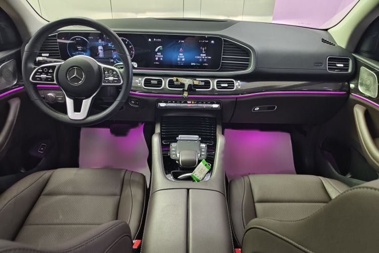 Used Mercedes-Benz GLE 2022 Facelifted GLE 350 4MATIC Fashion Edition Interior 1
