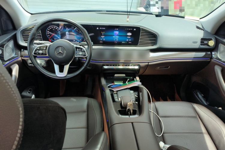 Used Mercedes-Benz GLE 2022 Facelifted GLE 350 4MATIC Fashion Edition Interior 2
