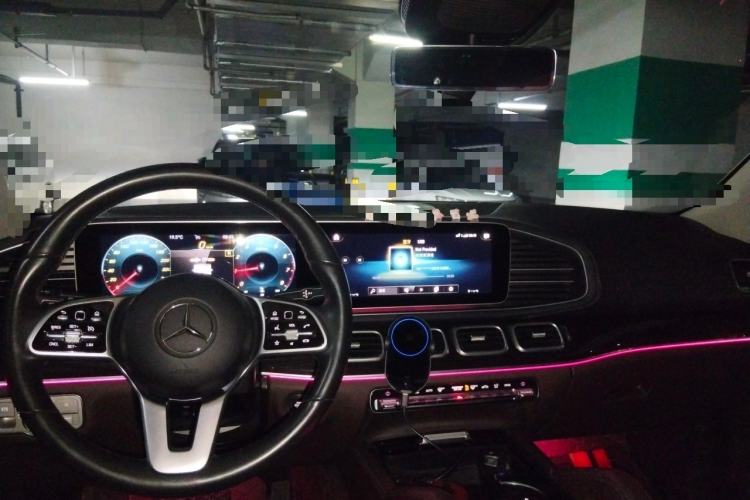 Used Mercedes-Benz GLE 2022 GLE 350 4MATIC Stylish Model Interior 2