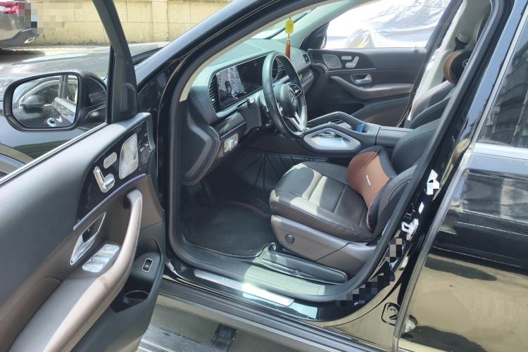 Used Mercedes-Benz GLE 2022 GLE 350 4MATIC Stylish Model Interior 3