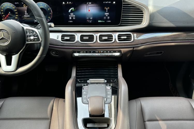 Used Mercedes-Benz GLE 2022 Facelifted GLE 350 4MATIC Fashion Edition Interior 5