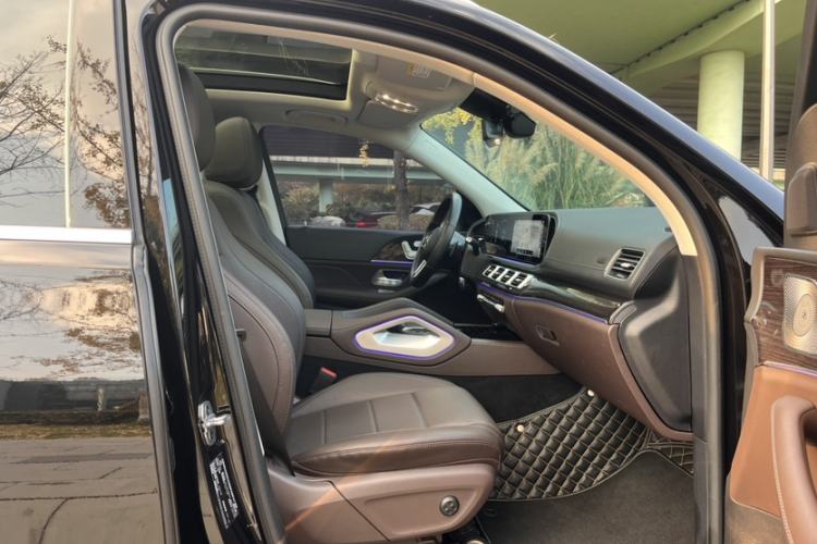 Used Mercedes-Benz GLE 2022 Facelifted GLE 350 4MATIC Fashion Edition Interior 6
