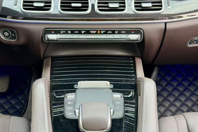 Used Mercedes-Benz GLE 2022 Facelifted GLE 350 4MATIC Fashion Edition Interior 6