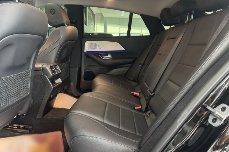 Used Mercedes-Benz GLE 2022 GLE 350 4MATIC Coupe SUV Luxury Model Interior 7