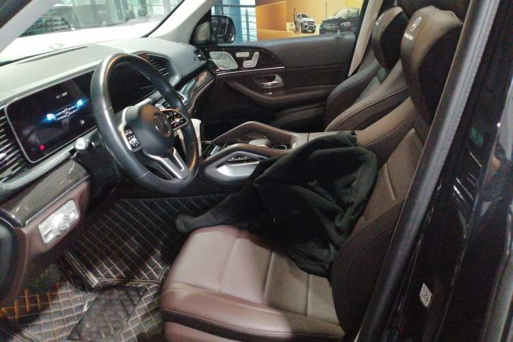 Used Mercedes-Benz GLE 2022 GLE 350 4MATIC Stylish Model Left Front Seat